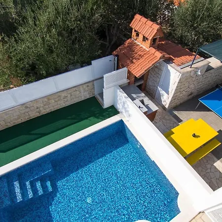 Rastici 2793e * Trogir